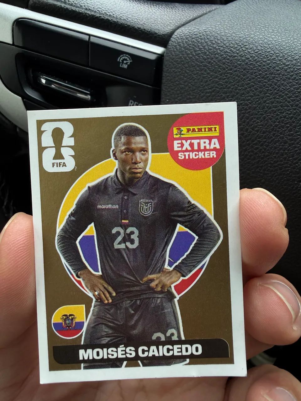Figurinha legend Moisés Caicedo