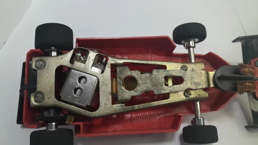 carrinho autorama ferrari t4 preta - Foto 4