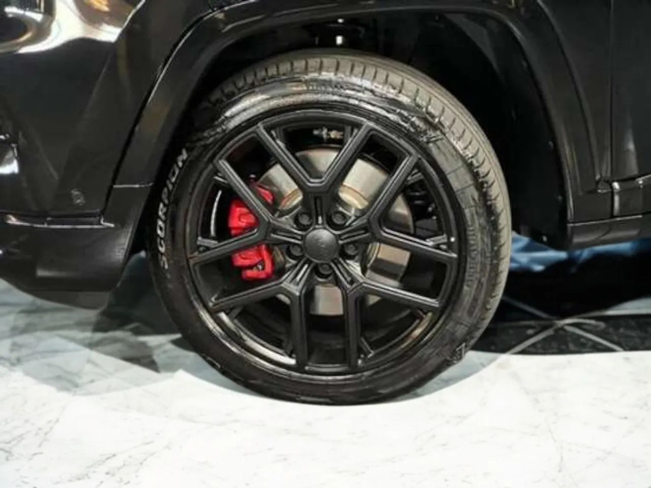 Jeep Commander Black Hurricane 2.0 4X4 TB AUT 2027 - Foto 3