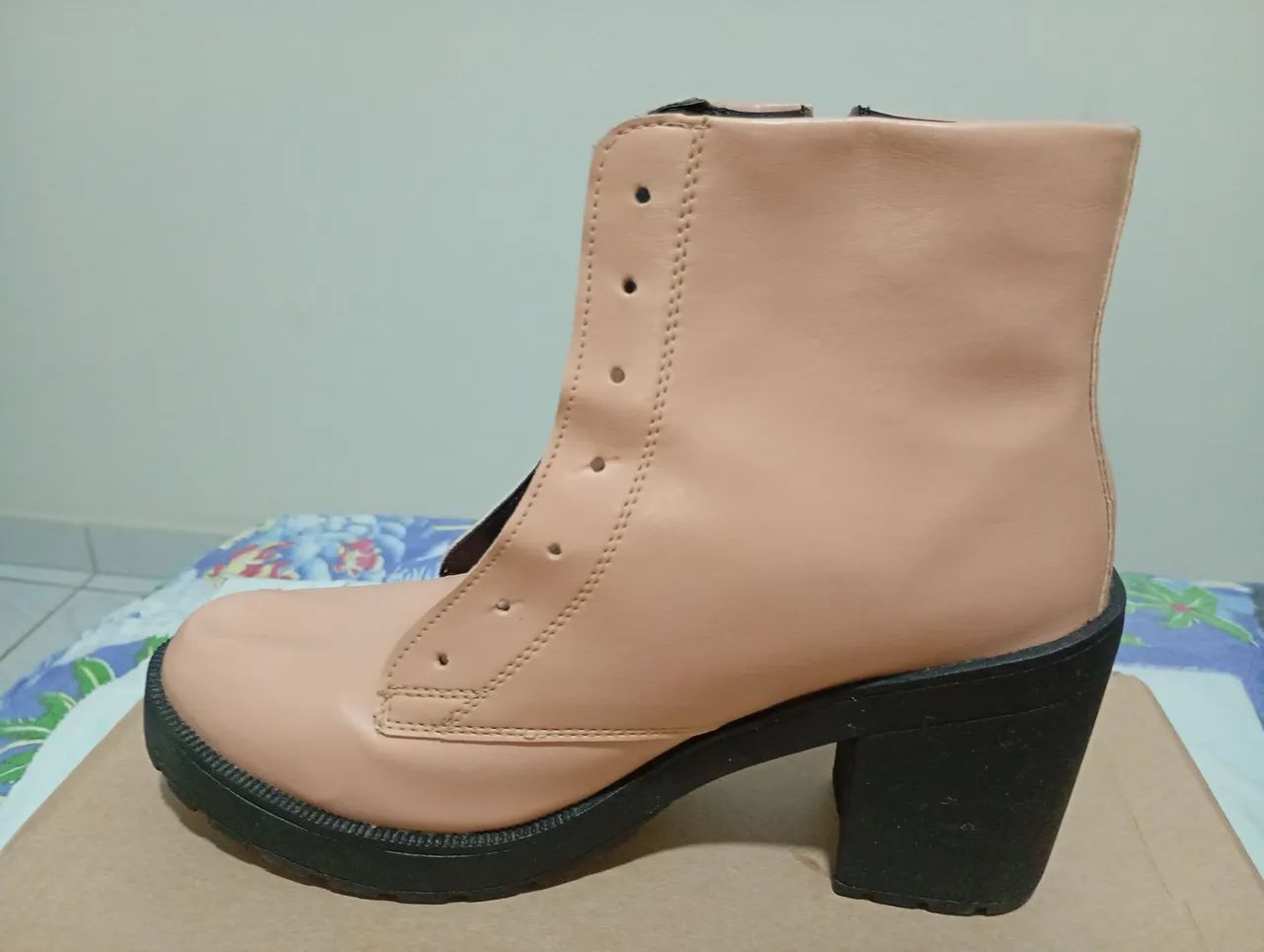 Bota cor nude - nova- nunca usada  - Foto 3