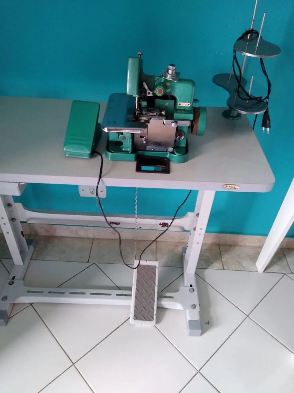 Lote de Máquinas e Equipamentos Profissionais - Costura e Produção - Foto 4
