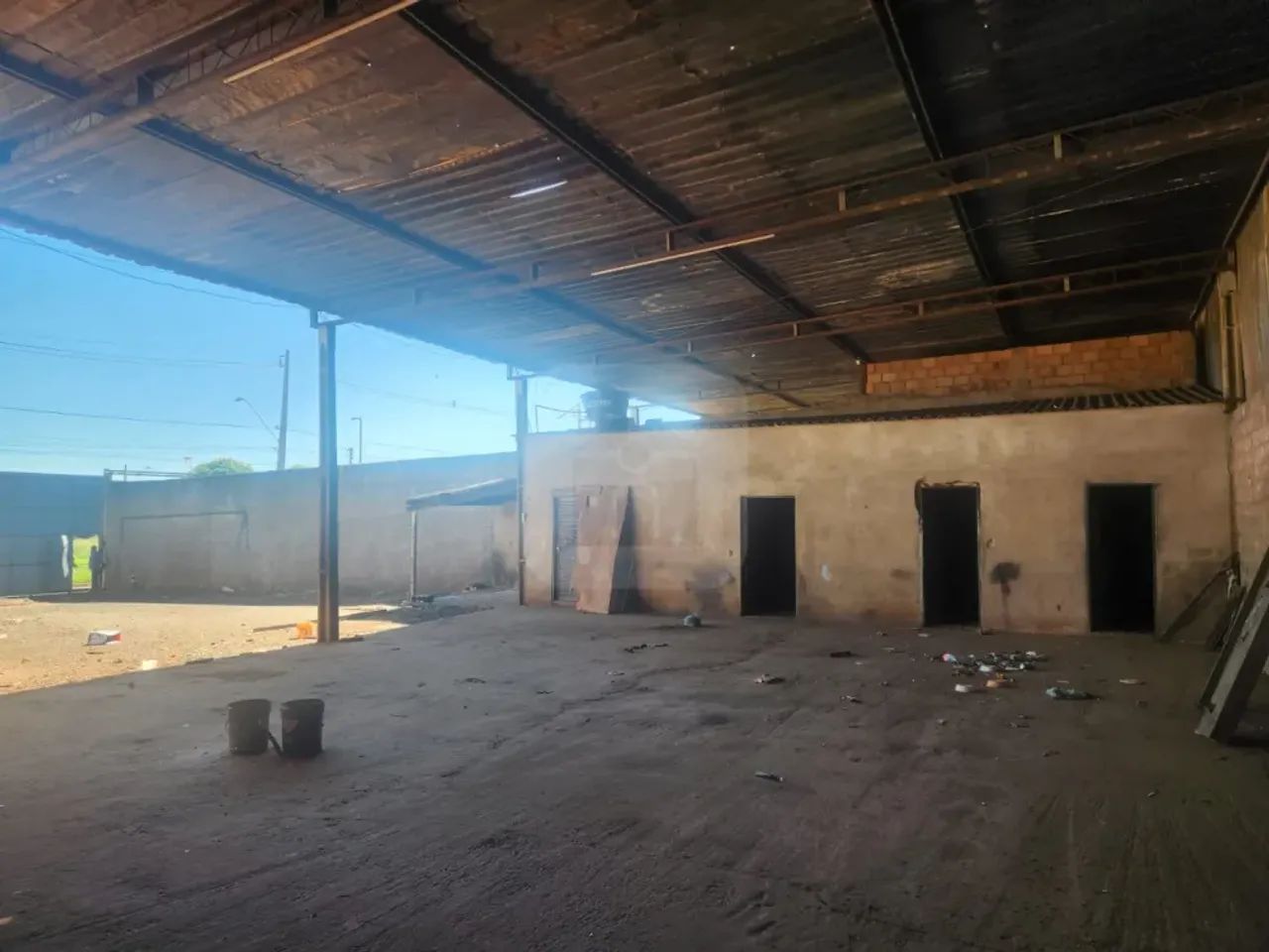 Área comercial para locação no bairro Marta Helena - Foto 3