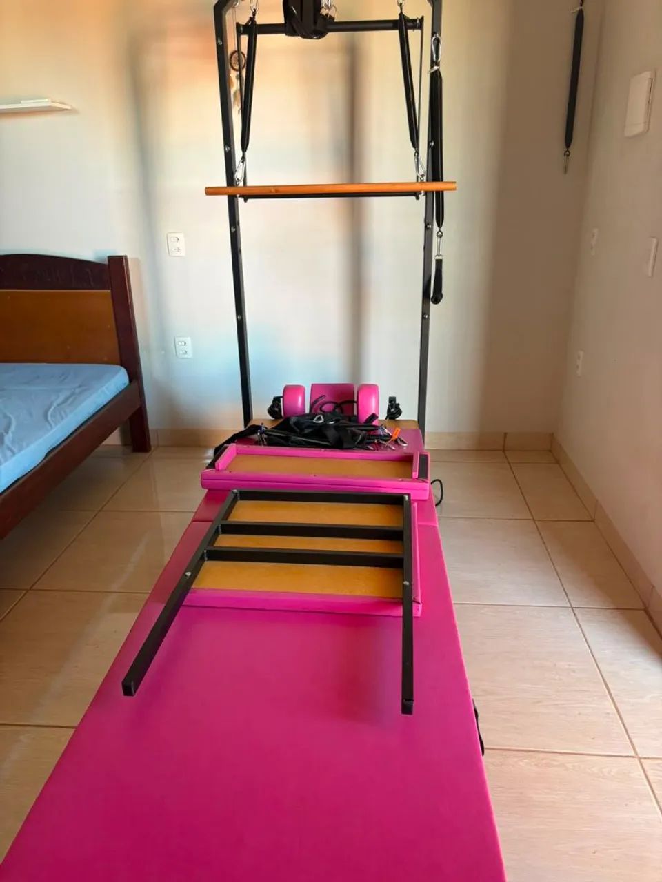 Pilates REFORMER COM TORRE - Foto 5
