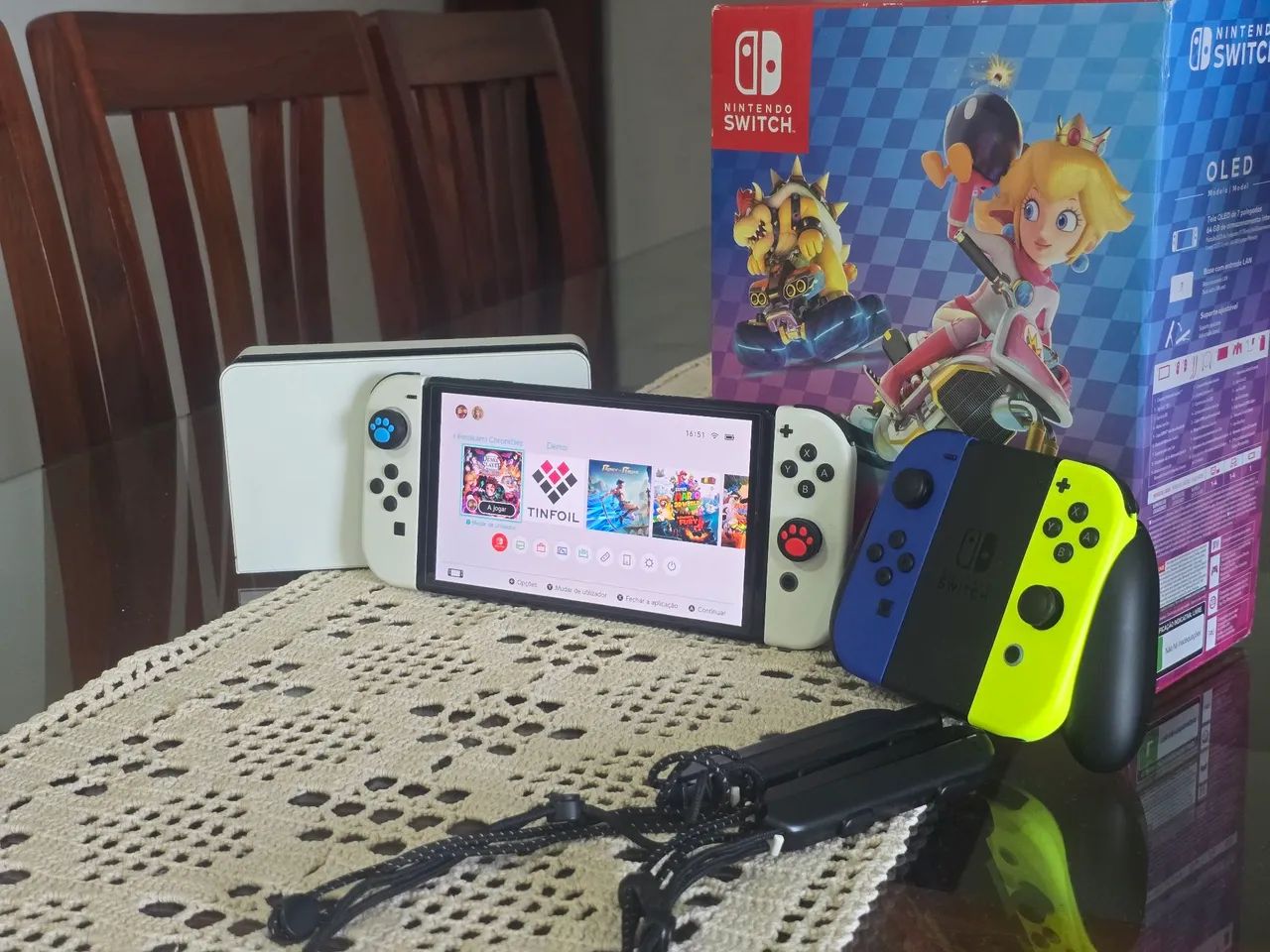 NITENDO SWITCH OLED DESBLOQUEADO