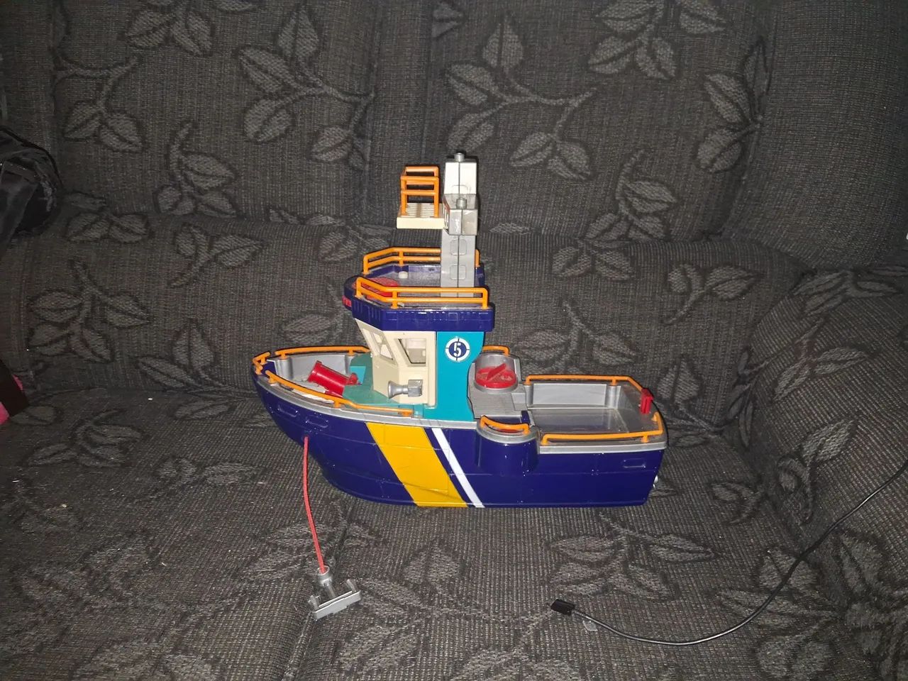 Barco de brinquedo  - Foto 2