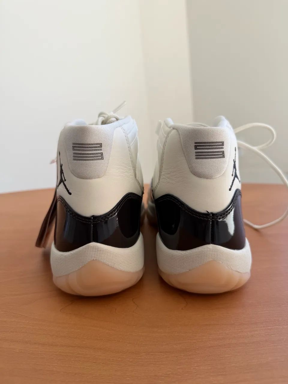 Air Jordan 11 Gratitude 37 - Foto 3