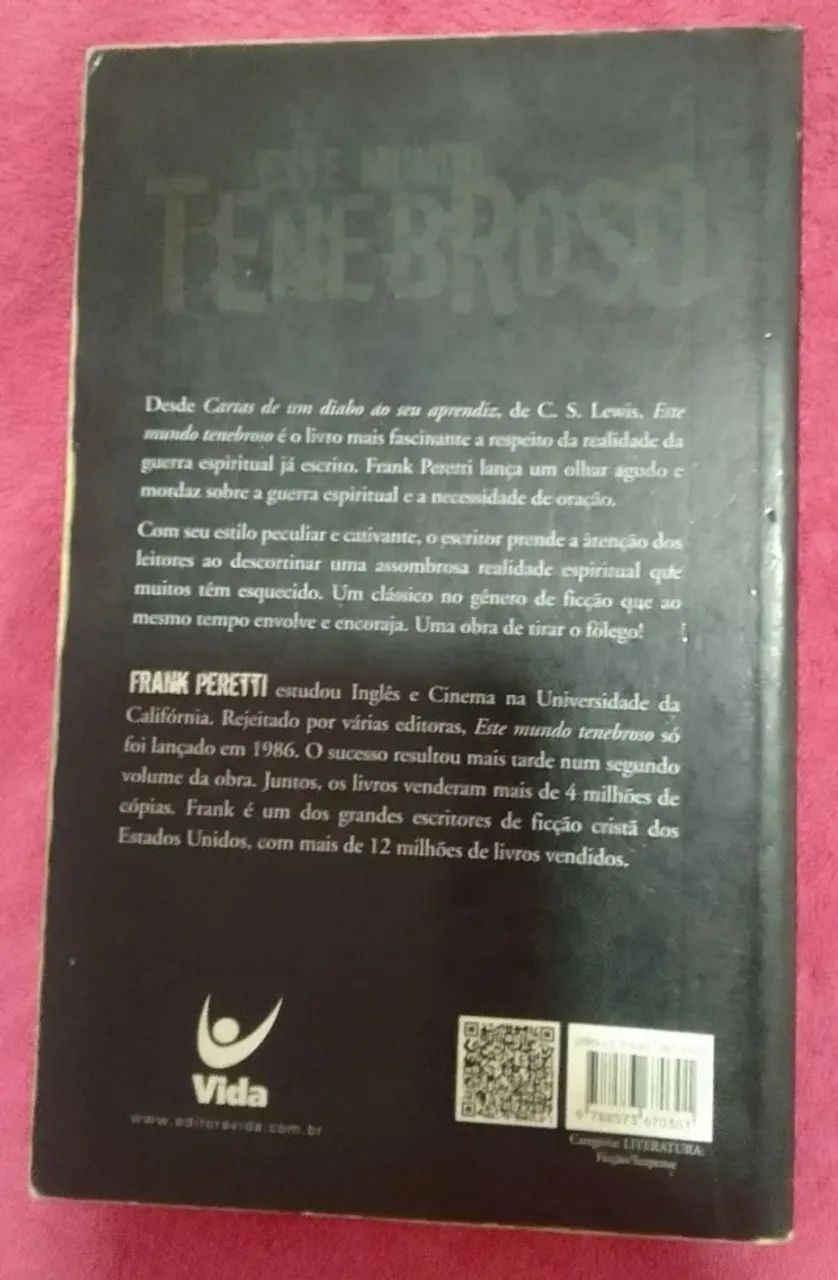 Livro Este Mundo Tenebroso