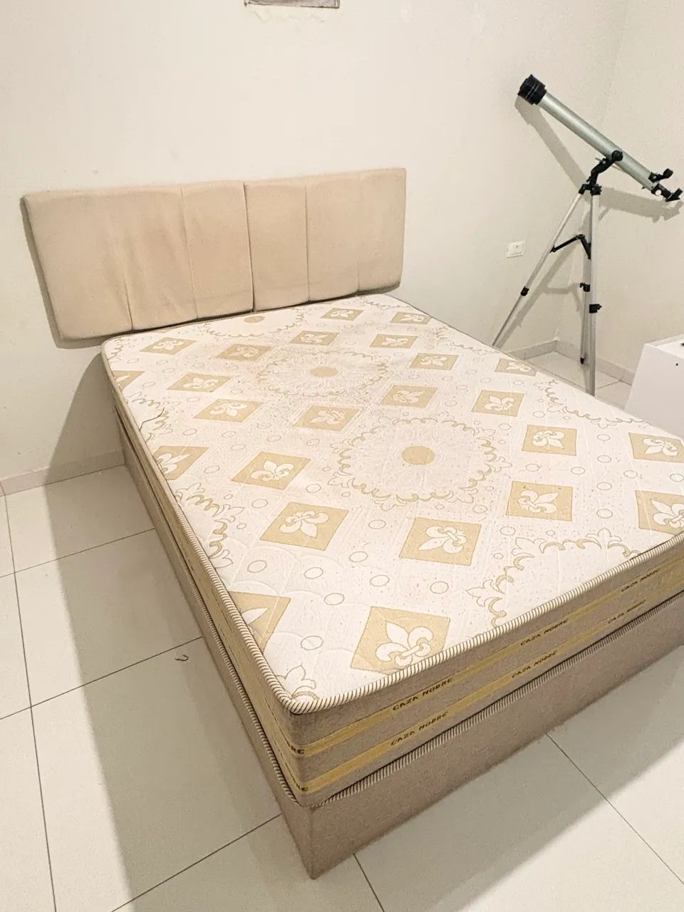 CAMA CASAL COM CABECEIRA