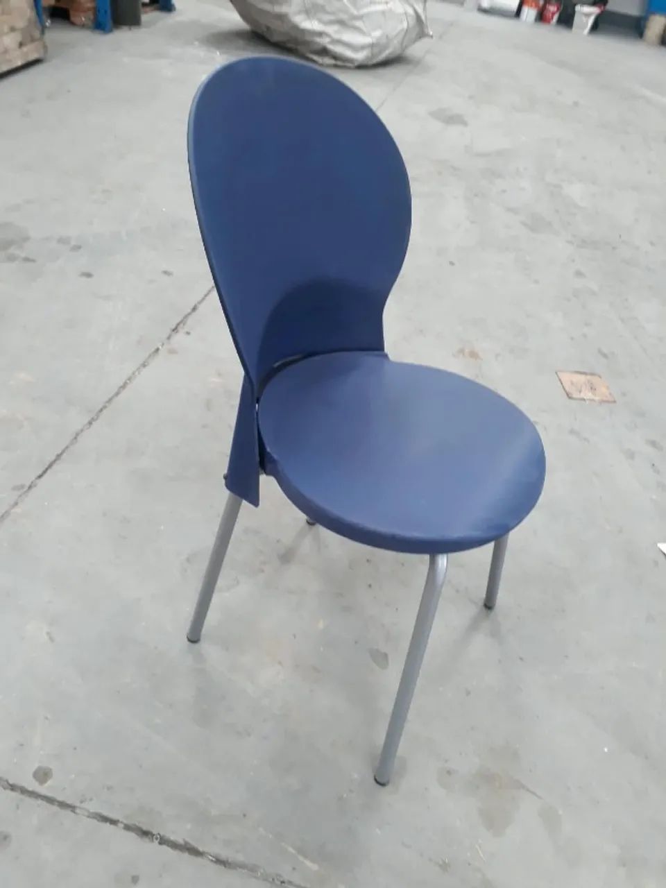 Conjunto Mesa e 4 Cadeiras Azuis - Sala ou Cozinha - Foto 5