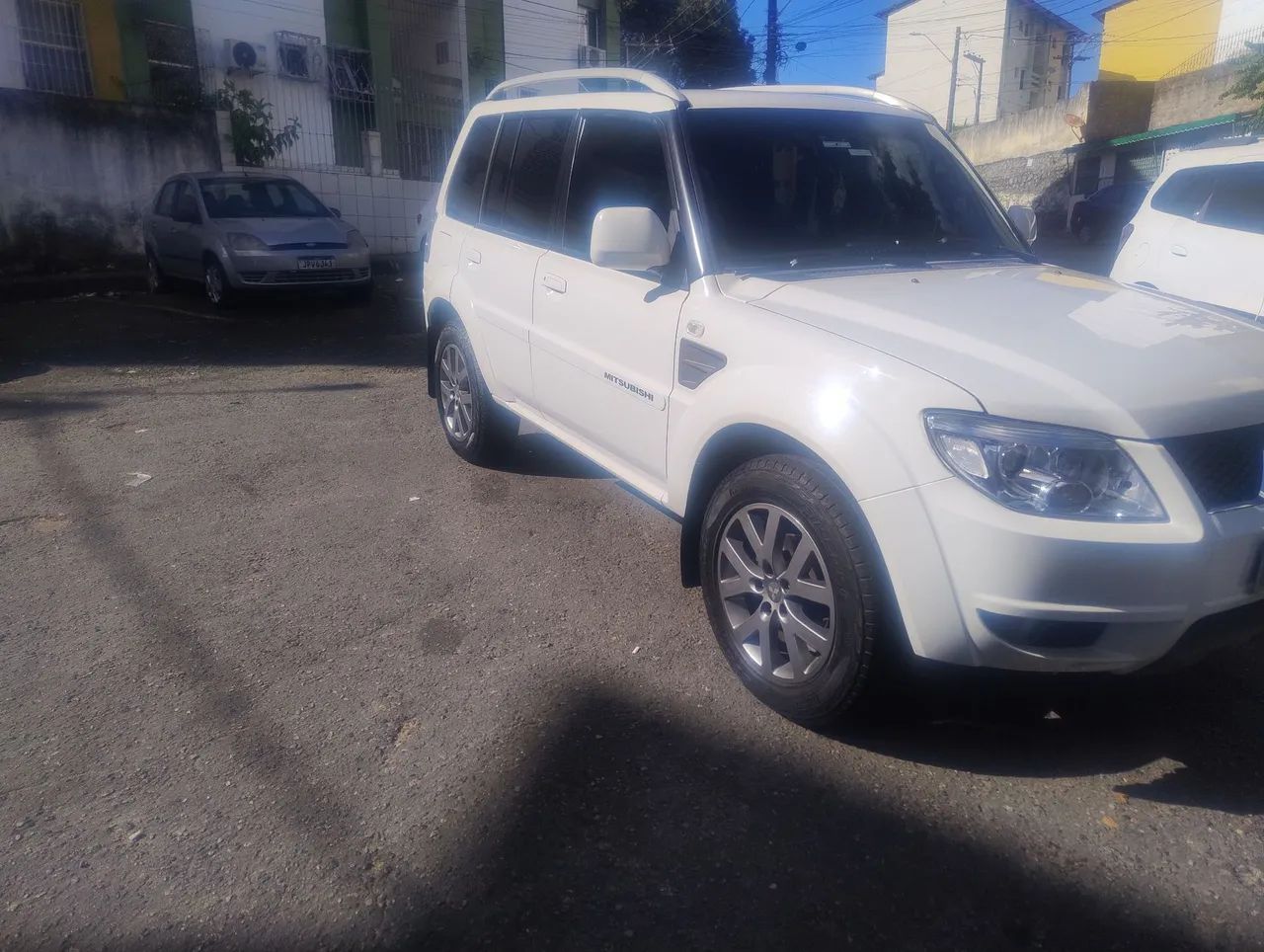 Mitsubishi Pajero TR4 2.0 Flex 16V 4X2 Aut. 2013 2013