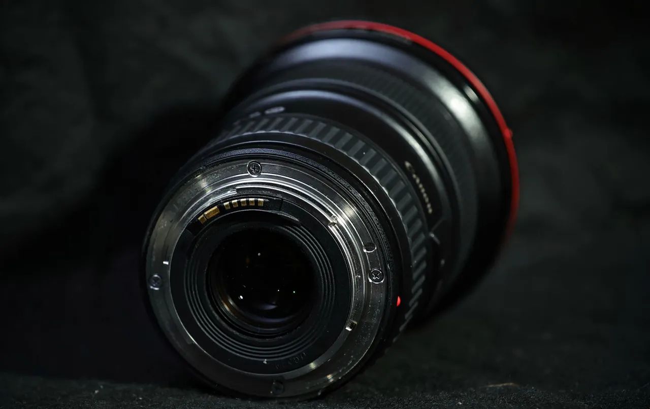Objetiva Canon 16-35 2.8 - Foto 3