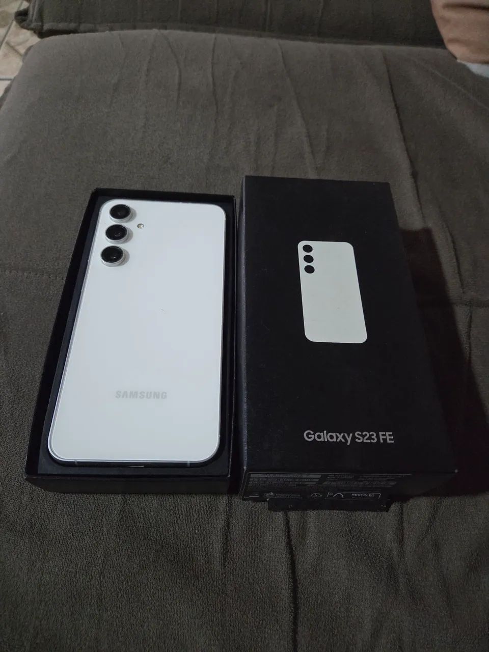 Galaxy S23 Fe 128gb  - Foto 2