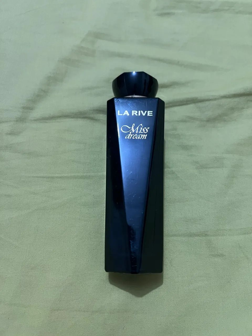 Perfume la rive
