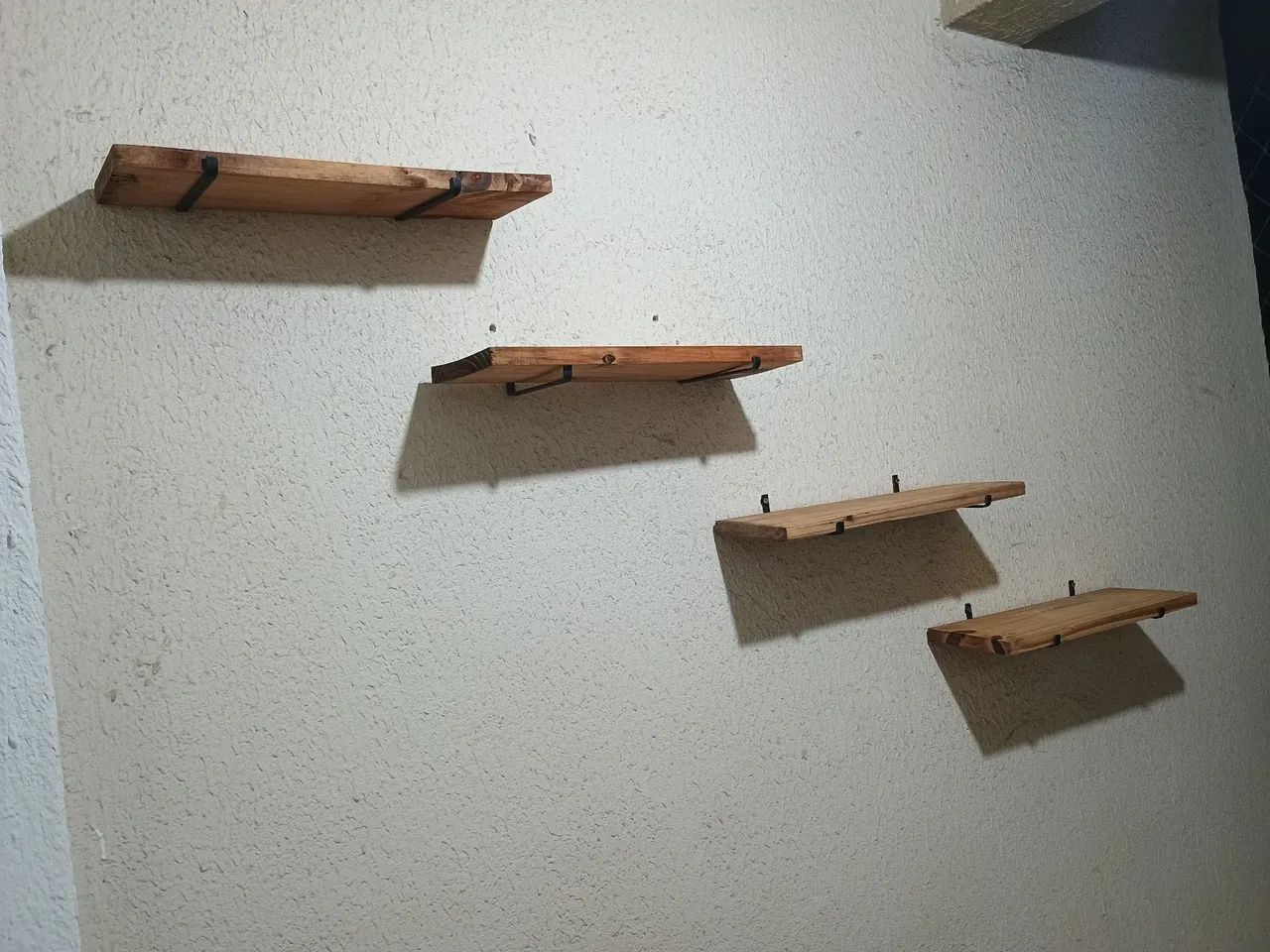 4 prateleiras com suporte 