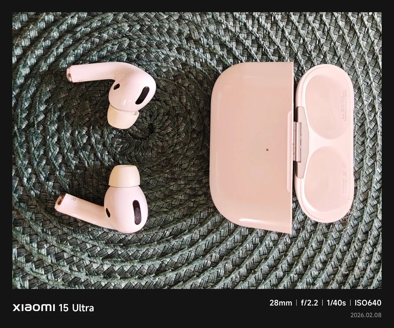 Airpods 1 pro Apple com defeito 