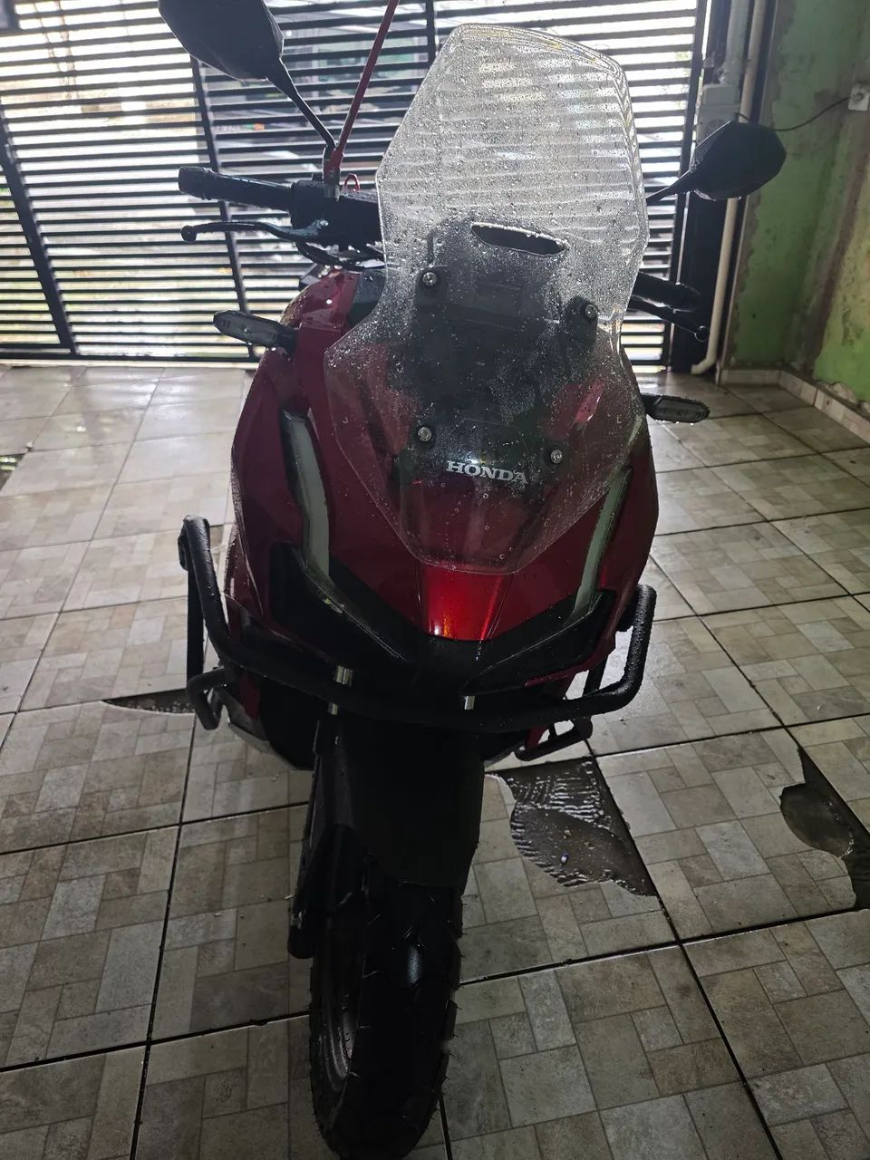 Moto adv 160 2025 baixo km ótimo estado - Foto 4