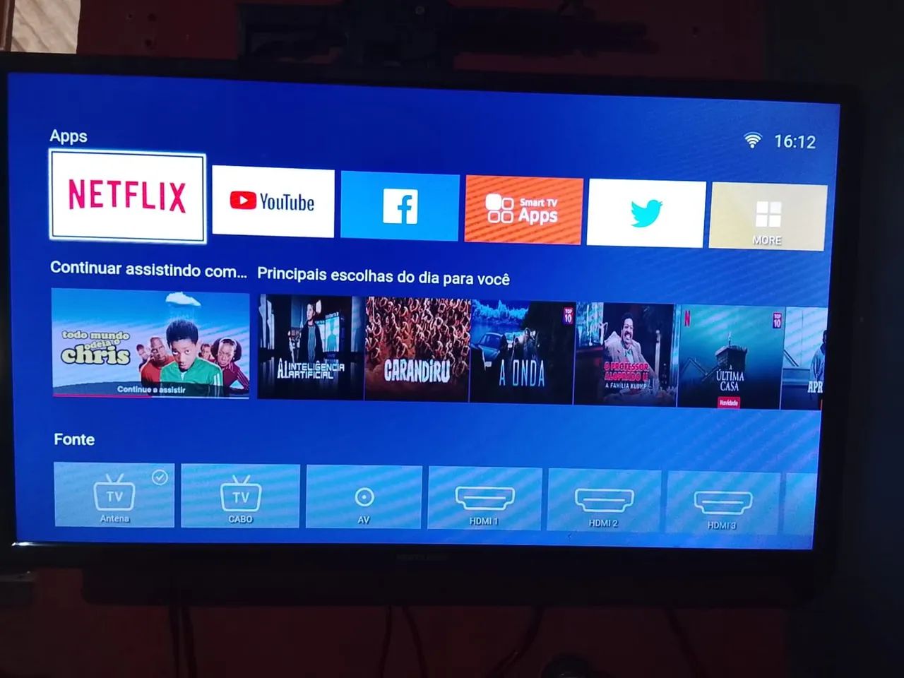 Tv Multilaser 32 smart mas não é Android  - Foto 4