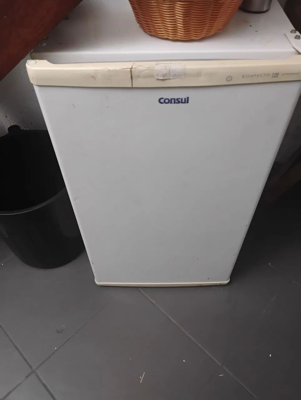 Frigobar consul 120L