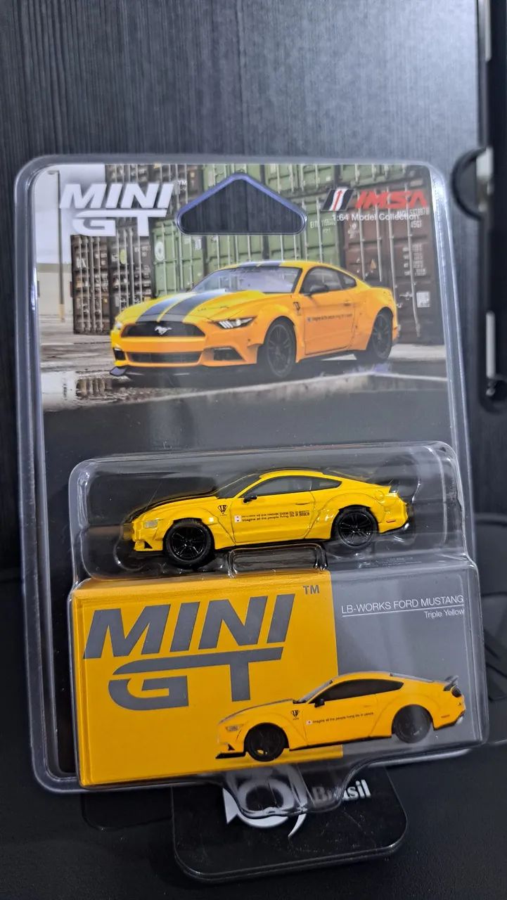 ミニカー LBWK 35GT-RR Yellow Miniatura Solido Nissan GT-R R35 Liberty Walk 1:43 Amarelo
