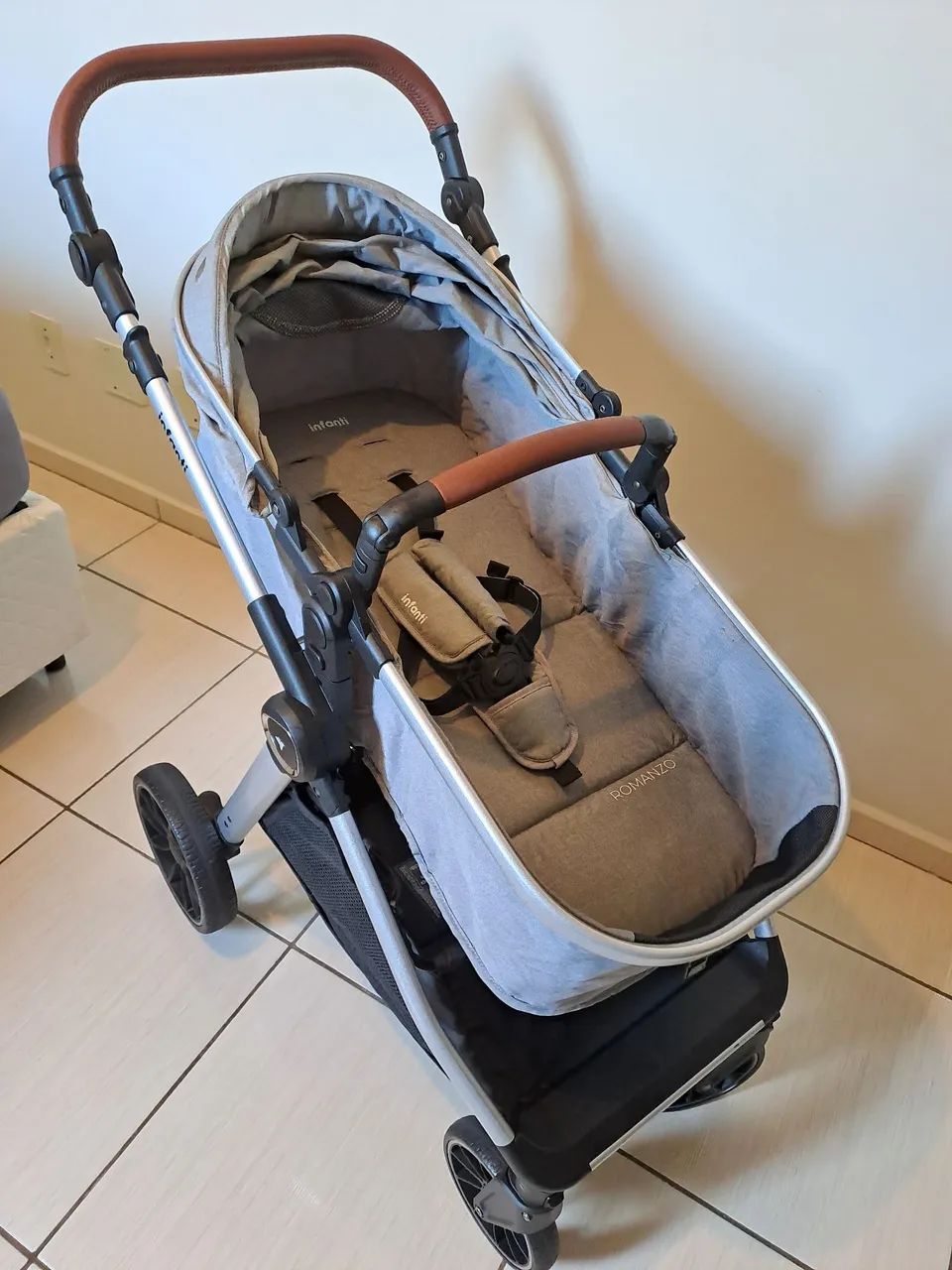 Carrinho e bebê conforto Infanti