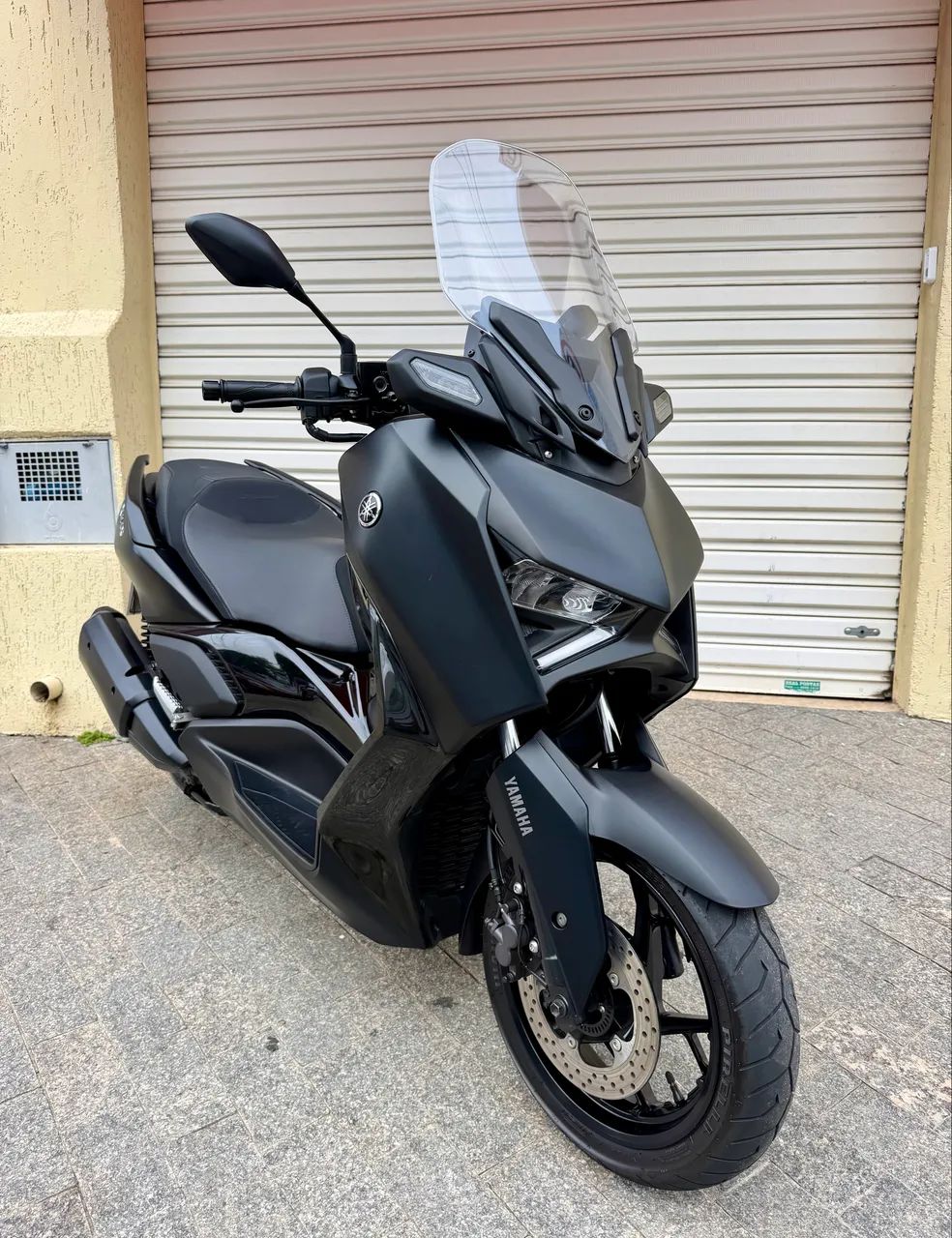 Yamaha Xmax 250 Connected 2025  - Foto 4