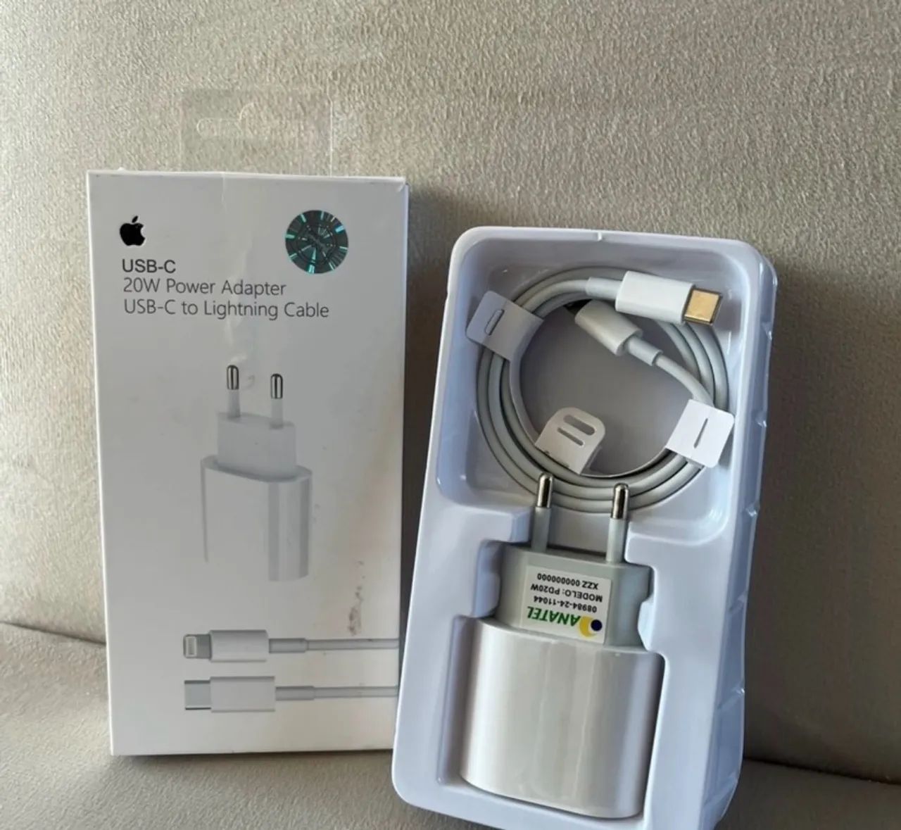 Carregador de iPhone 20w 