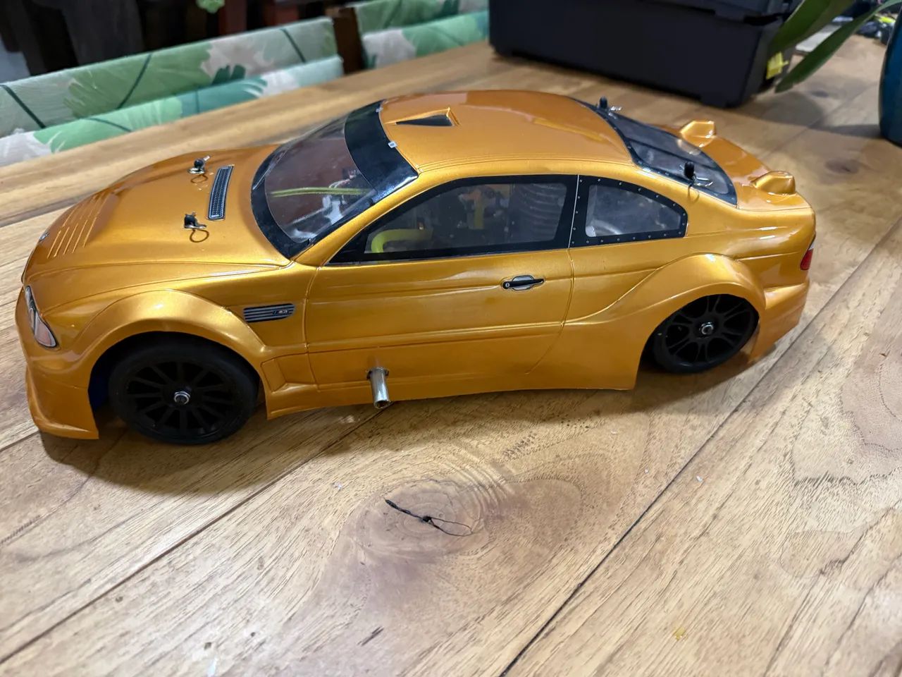 Automodelo a combustão 1:10