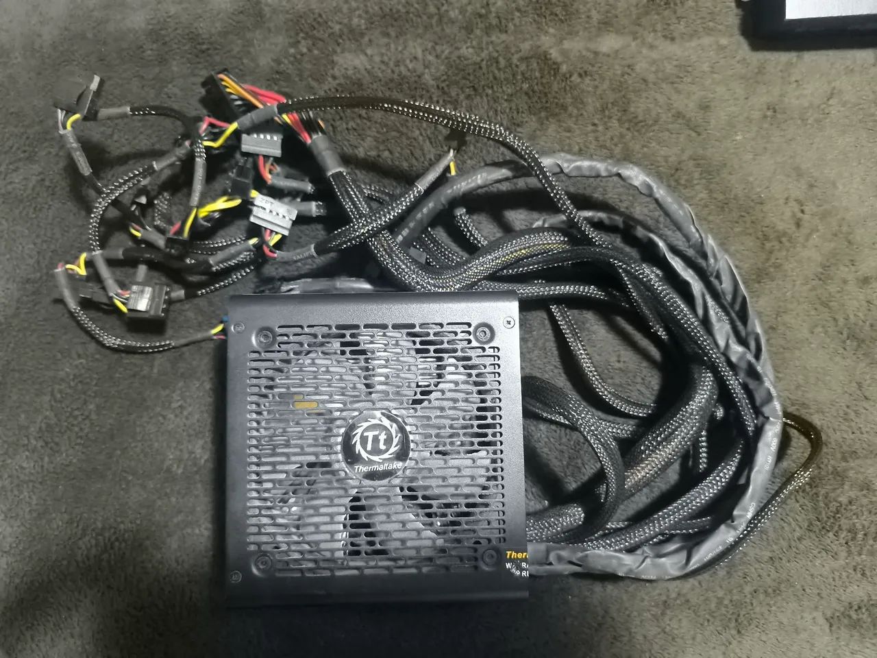 Fonte Thermaltake RGB 700W 80Plus - Foto 2