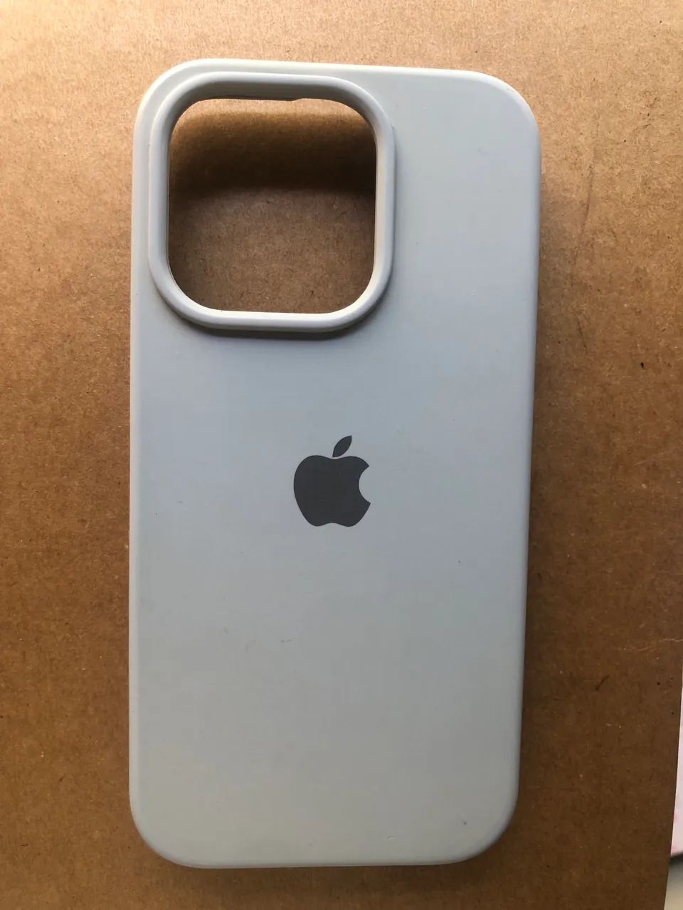Capinhas iPhone 15 PRO usadas  - Foto 5