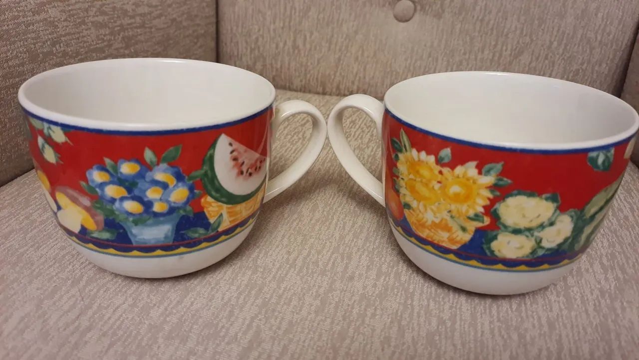 Duas xícaras grandes de porcelana Vista Alegre Portugal - Foto 2