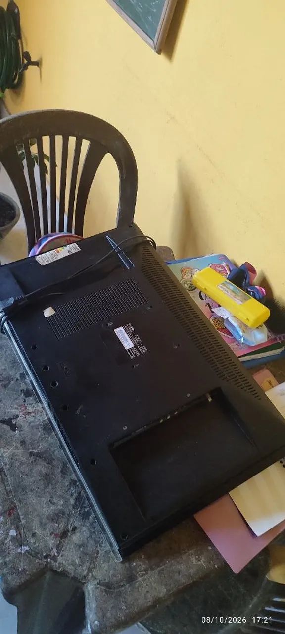 Vendo TV CCE de LED 24 polegadas  - Foto 3