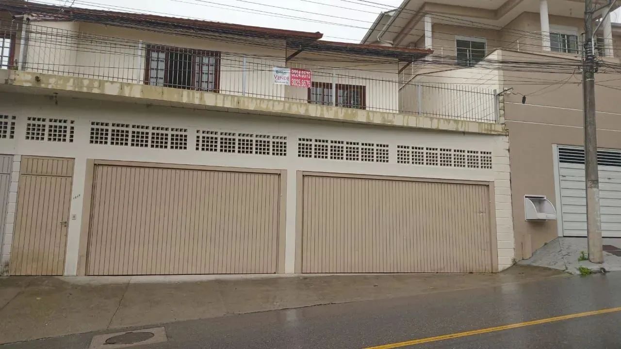 Casa à venda de 3 dormitórios Centro de São José