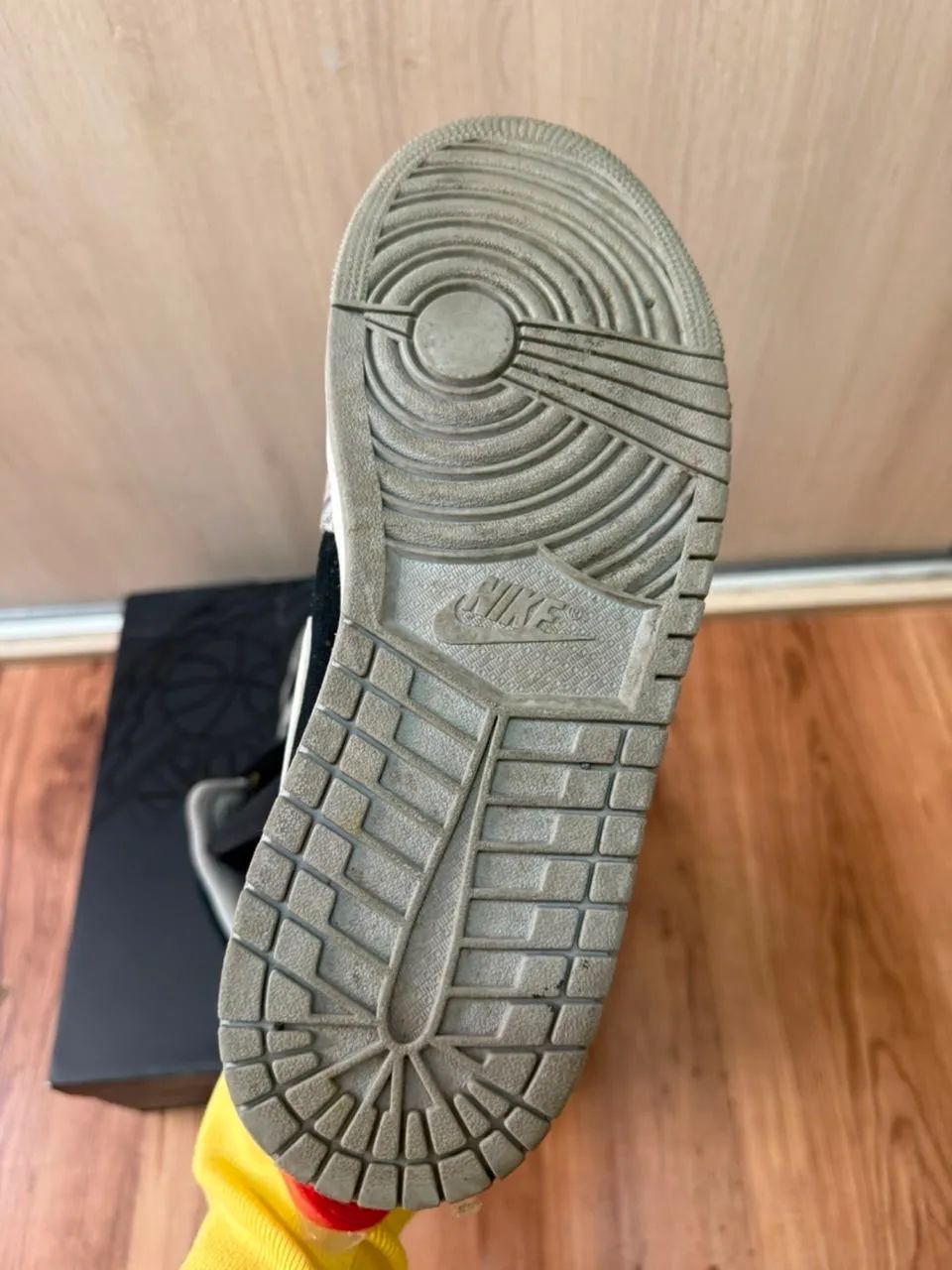 Air Jordan 1 Mid Elephant Toe, tam 41,original,com caixa  - Foto 2