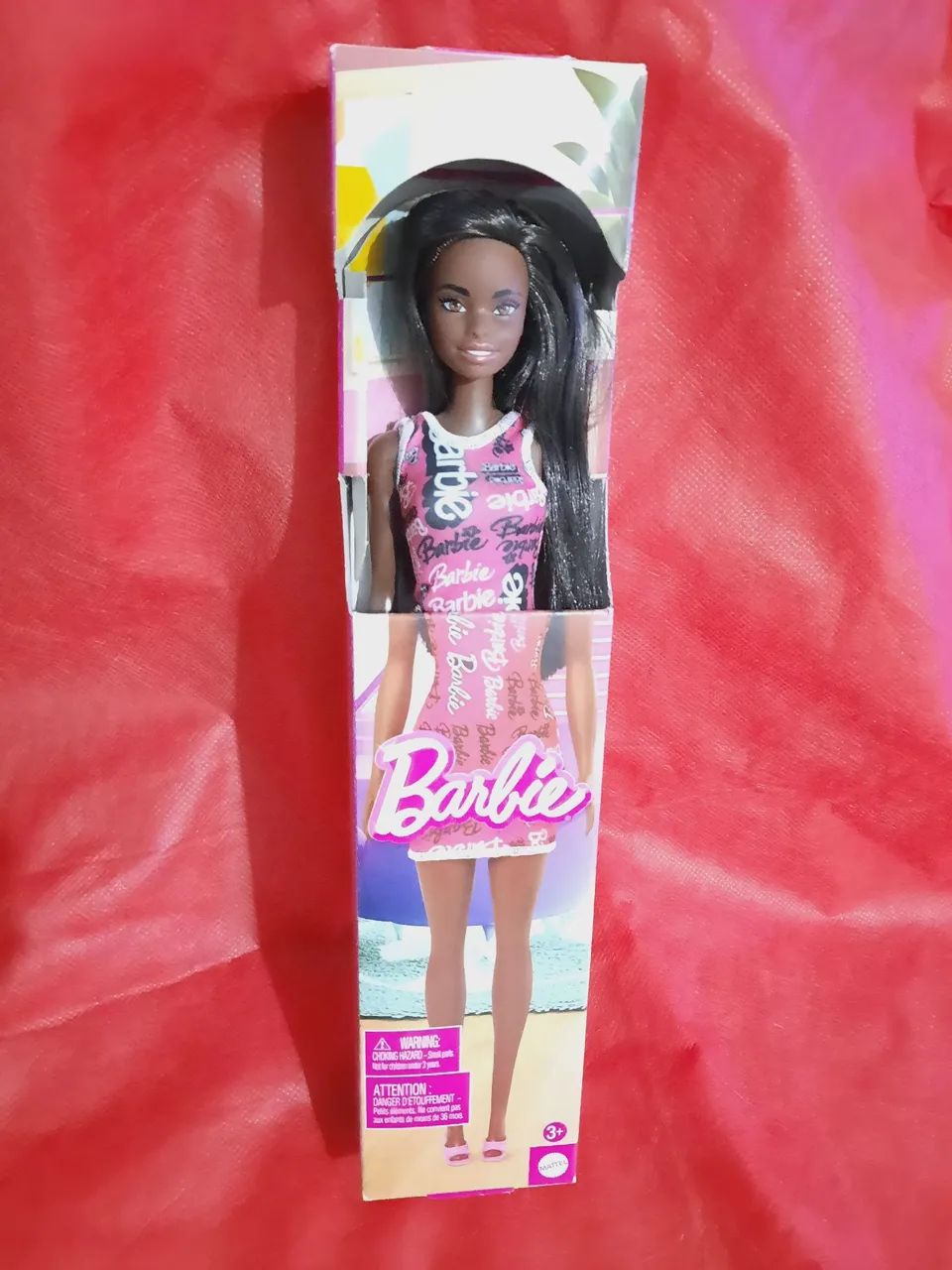 Boneca Barbie nova