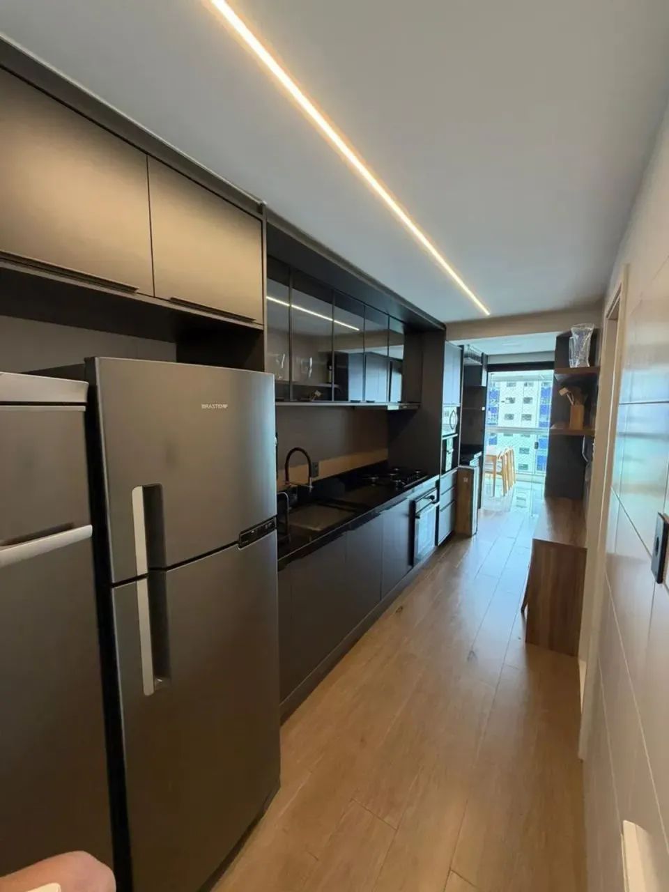 SEASONS 3 SUITES 3 GARAGENS - Foto 2