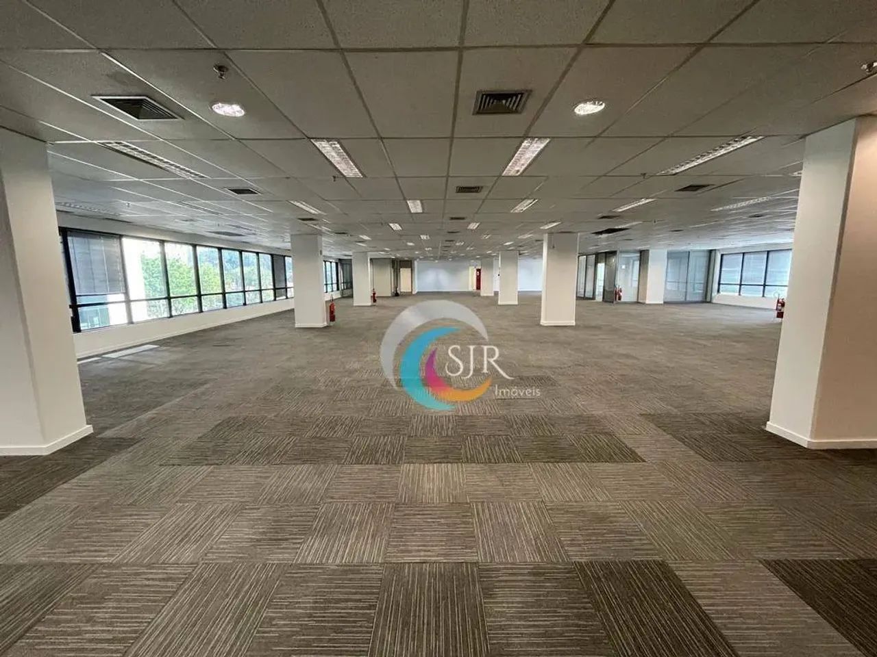 Conjunto para alugar, 981 m² - Chácara Santo Antônio - São Paulo/SP