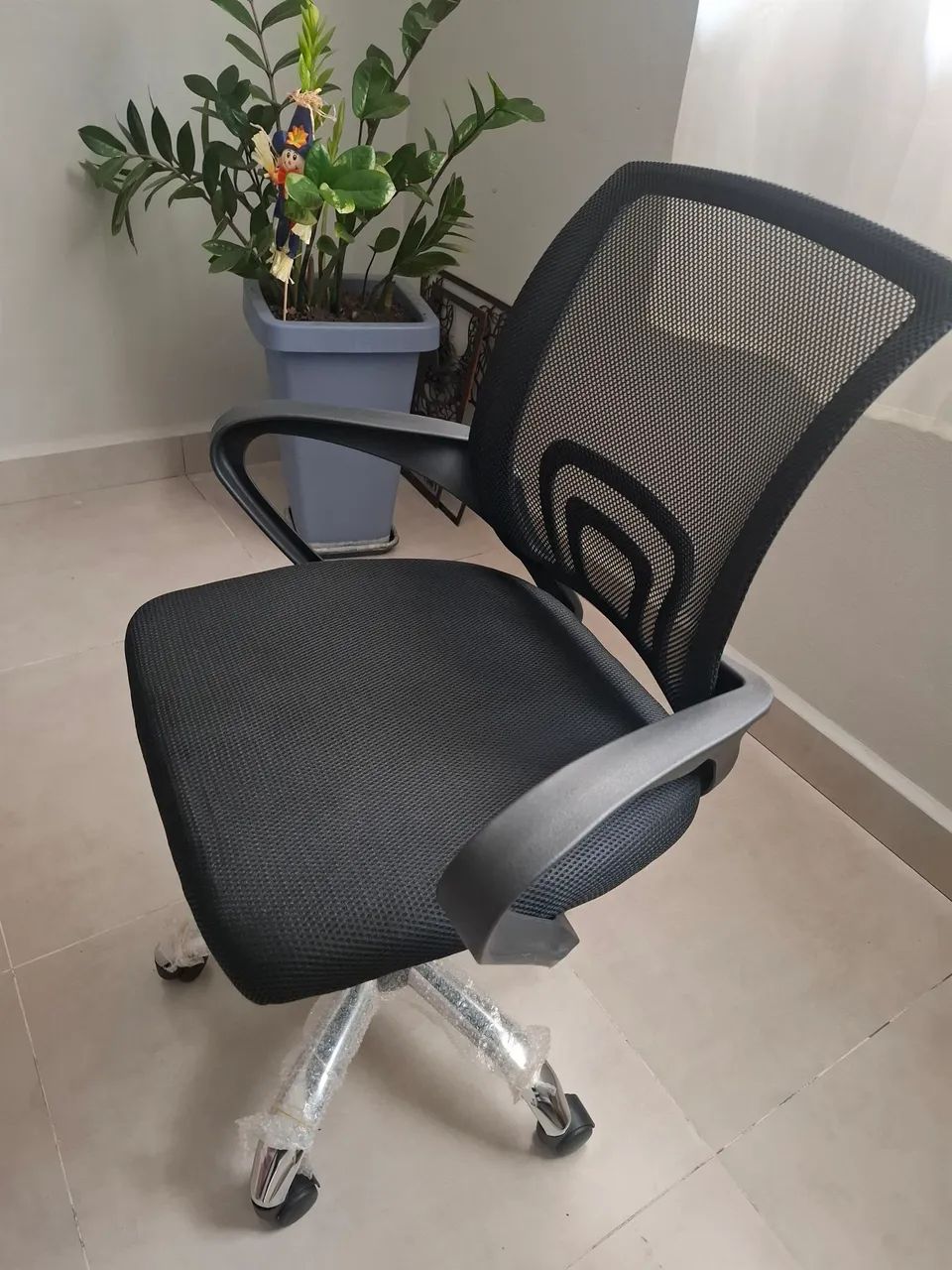 Cadeira escritório nova Ergonômica  - Foto 4