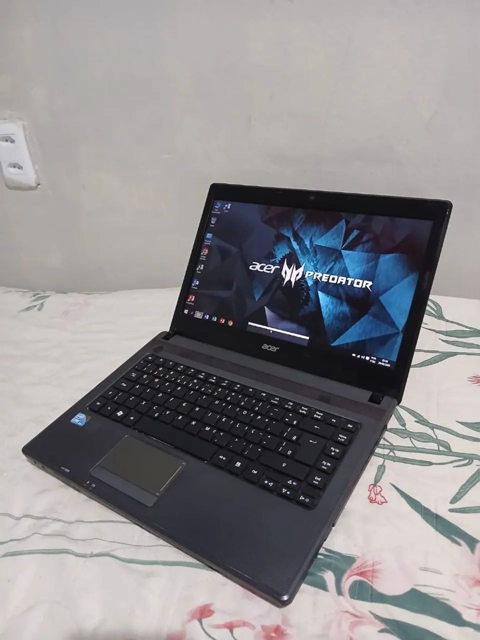 Notebook Cinza Acer Intel Core i3 / 14 Polegadas 