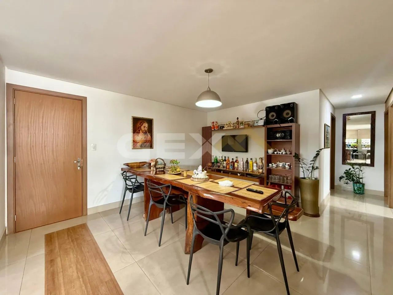 Apartamento à Venda com 03 Quartos no Centro de Divinópolis MG. - Foto 2