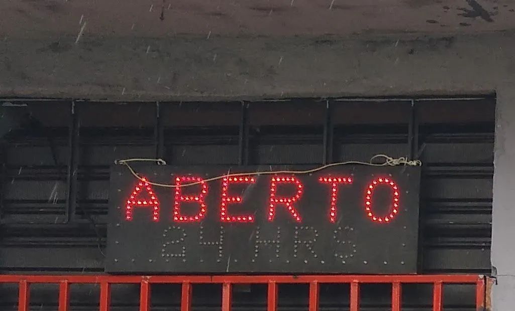 Painel led para comércio (aberto )