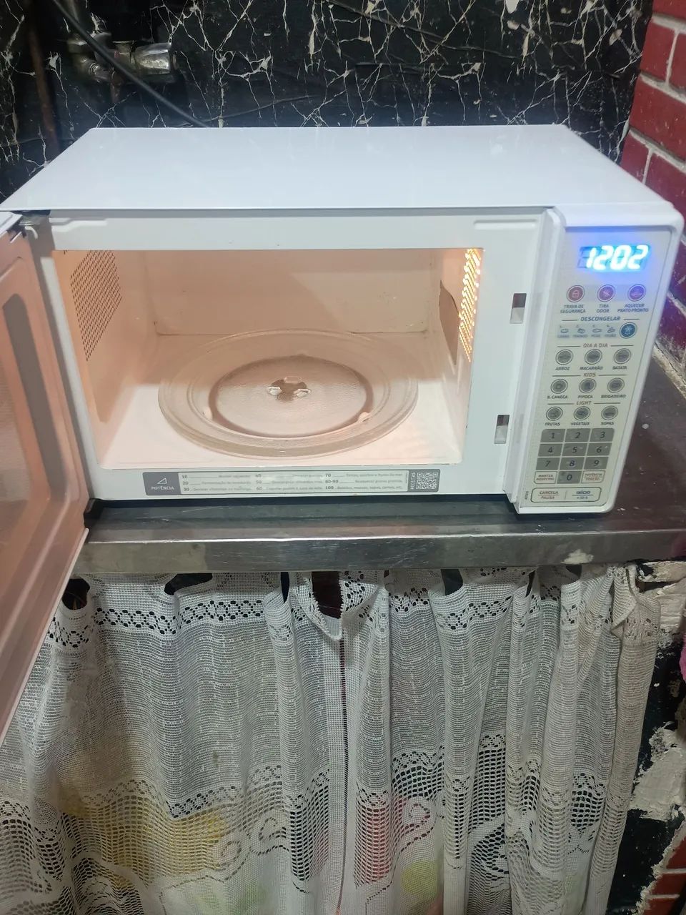 Vendo microondas Eletrolux  - Foto 2