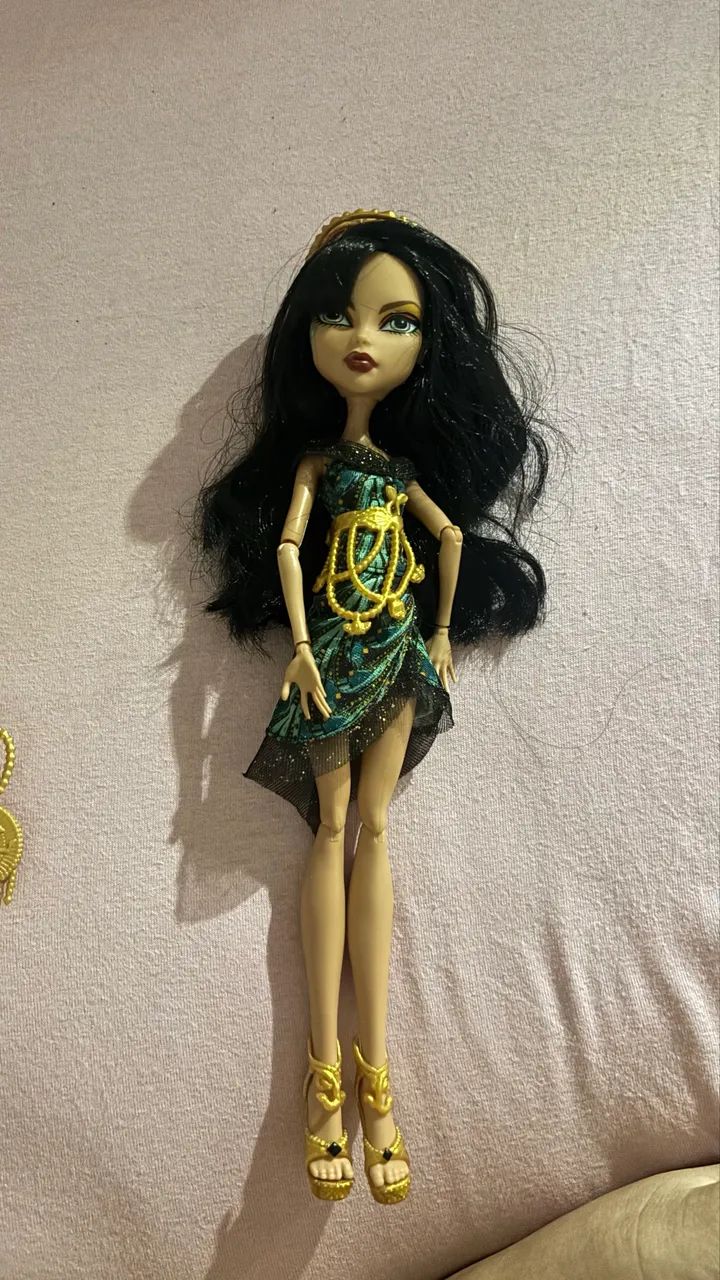 boneca cléo de nile 