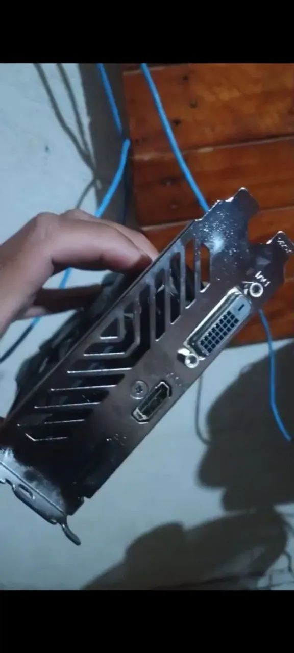 GTX 1050 TI gigabyte semi nova - Foto 3