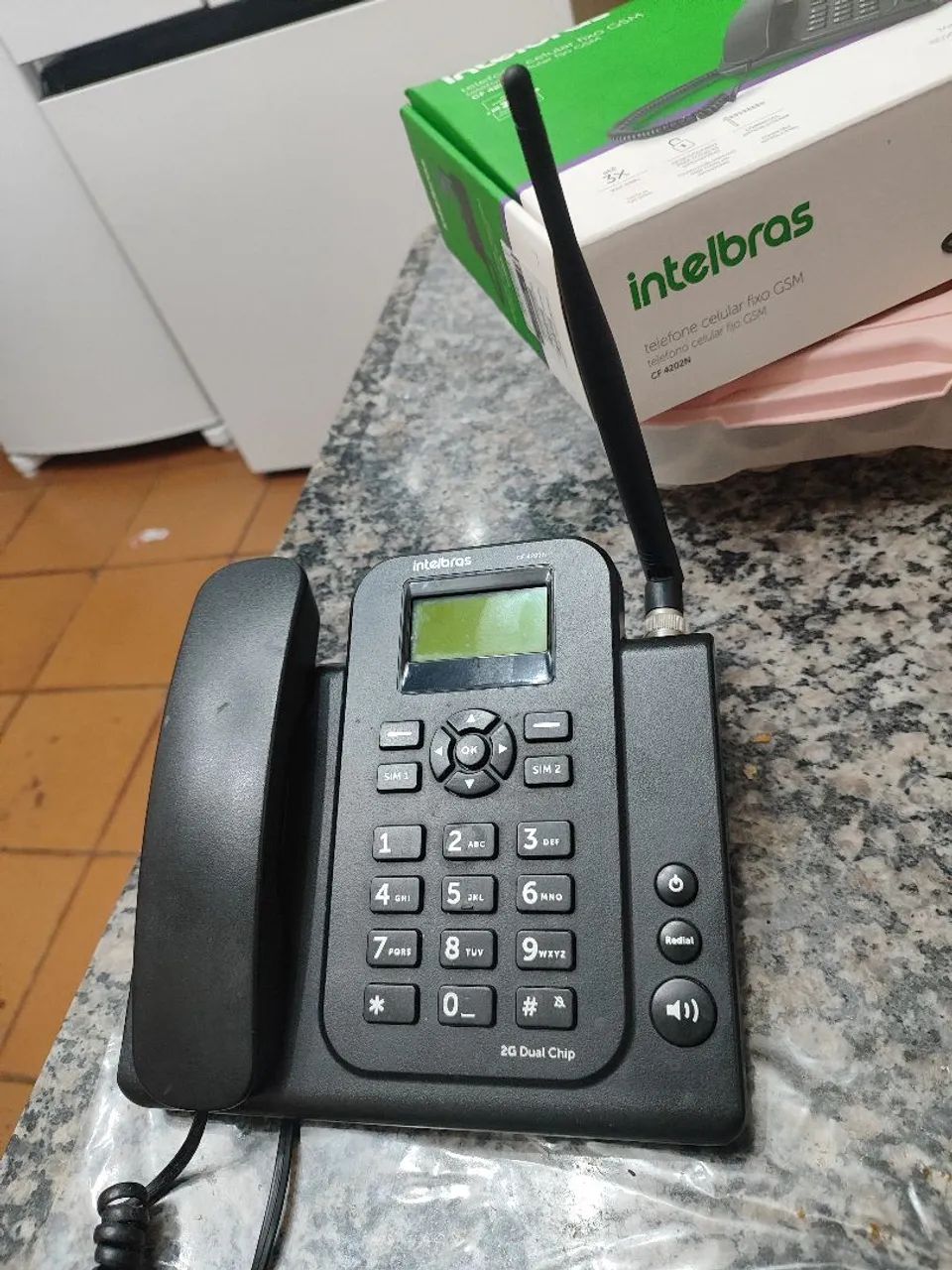 Telefone celular fixo GSM Intelbras  - Foto 2