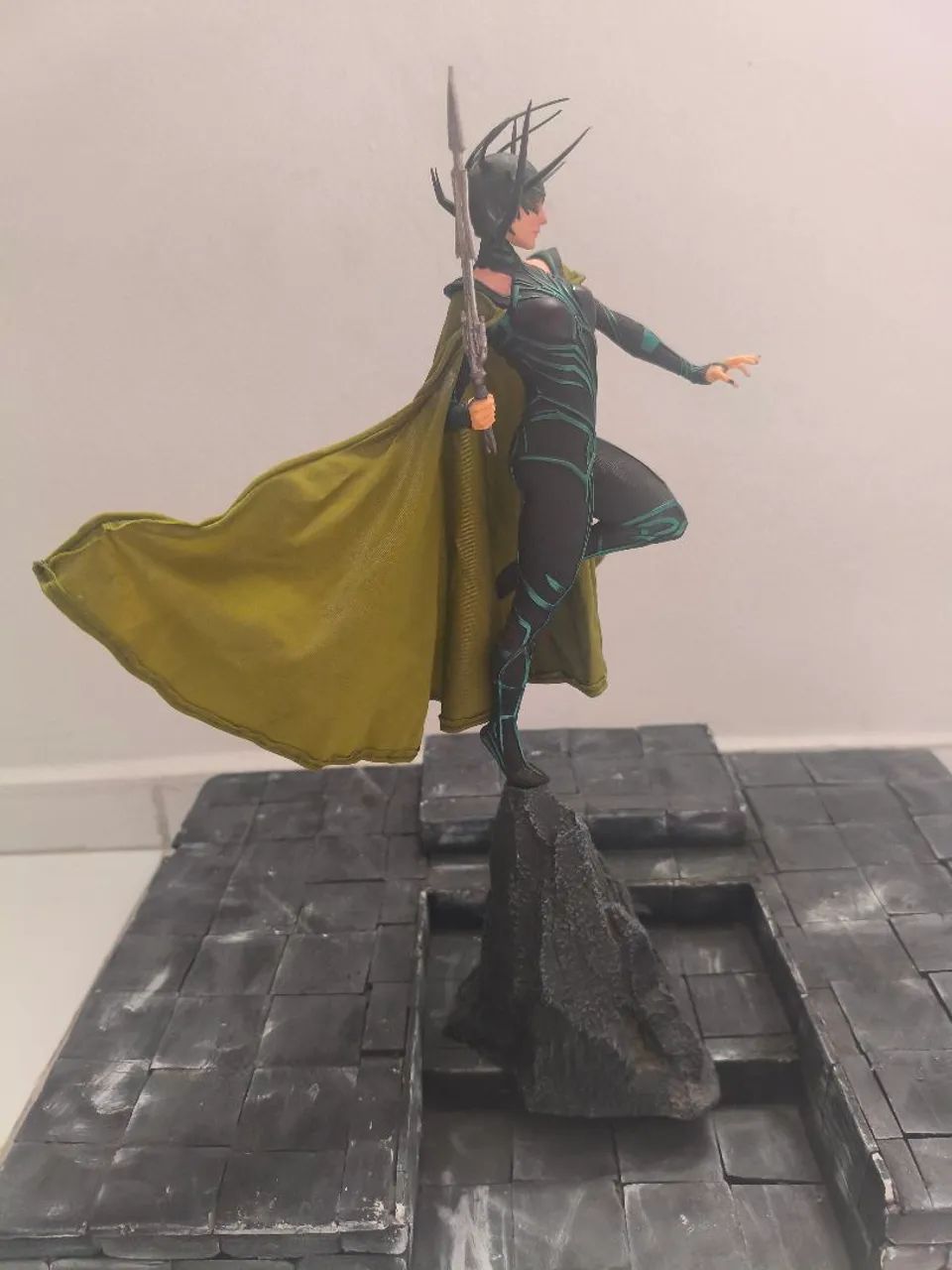 Iron Studios 1/10 Hela Thor Ragnarok  - Foto 4