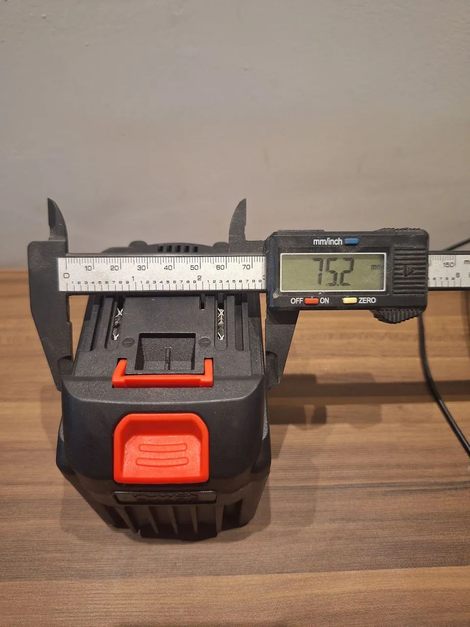 Bateria 8ah 21v modelo makita 20 celulas - Foto 2