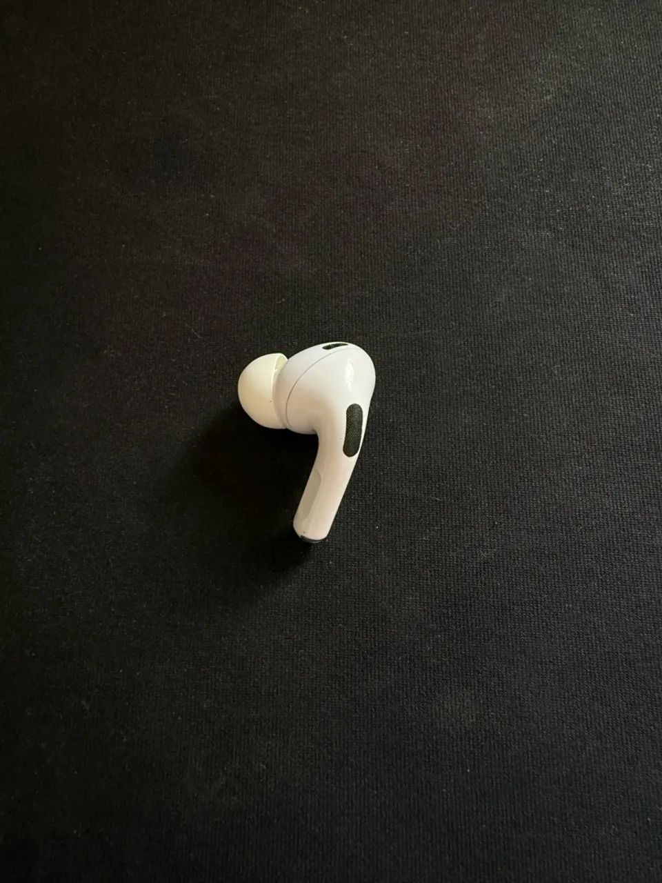 AirPods Pro 2 - Lado esquerdo 