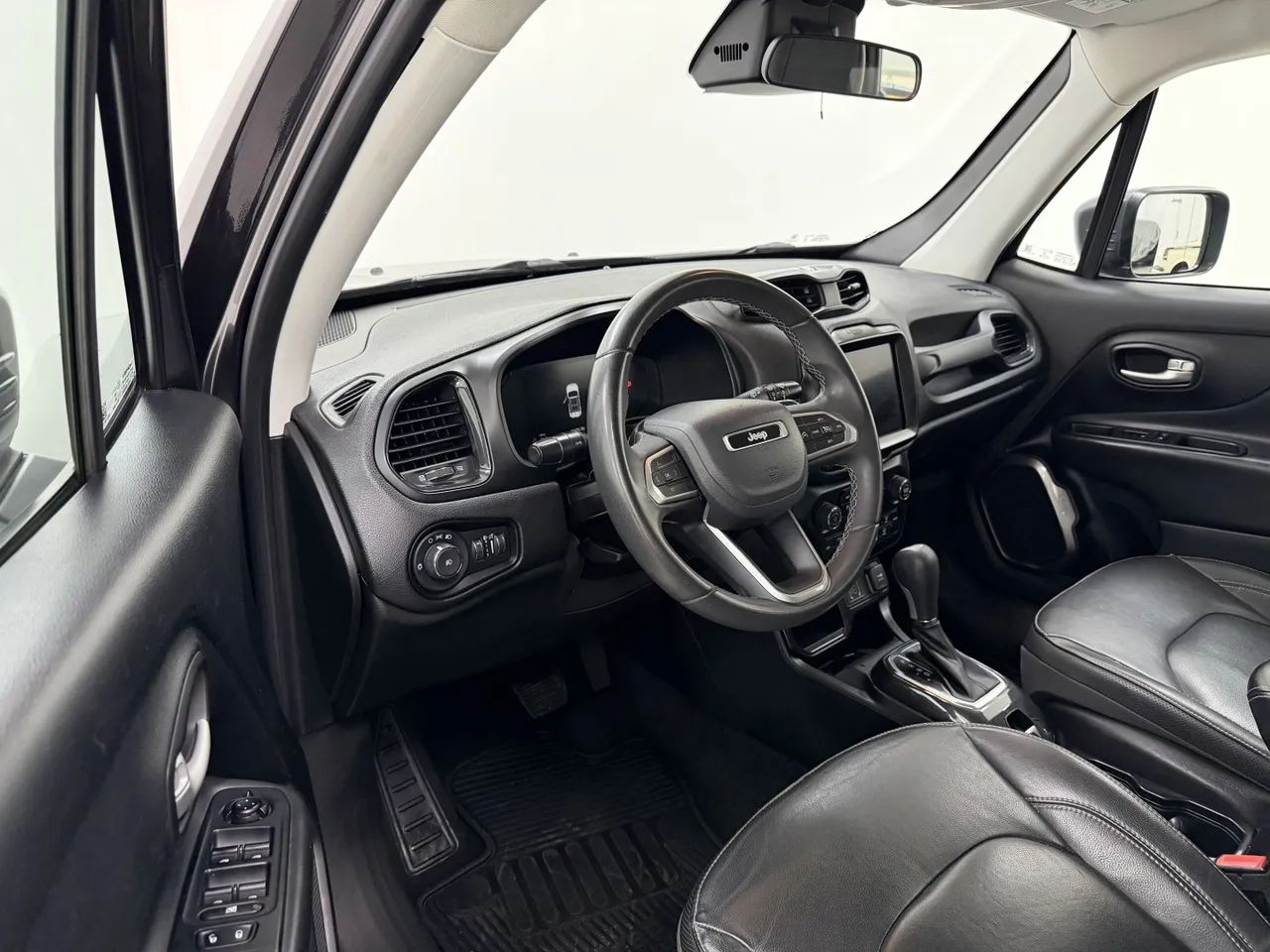 Jeep Renegade Long. T270 1.3 TB 4X2 Flex Aut. 2022 - Foto 7