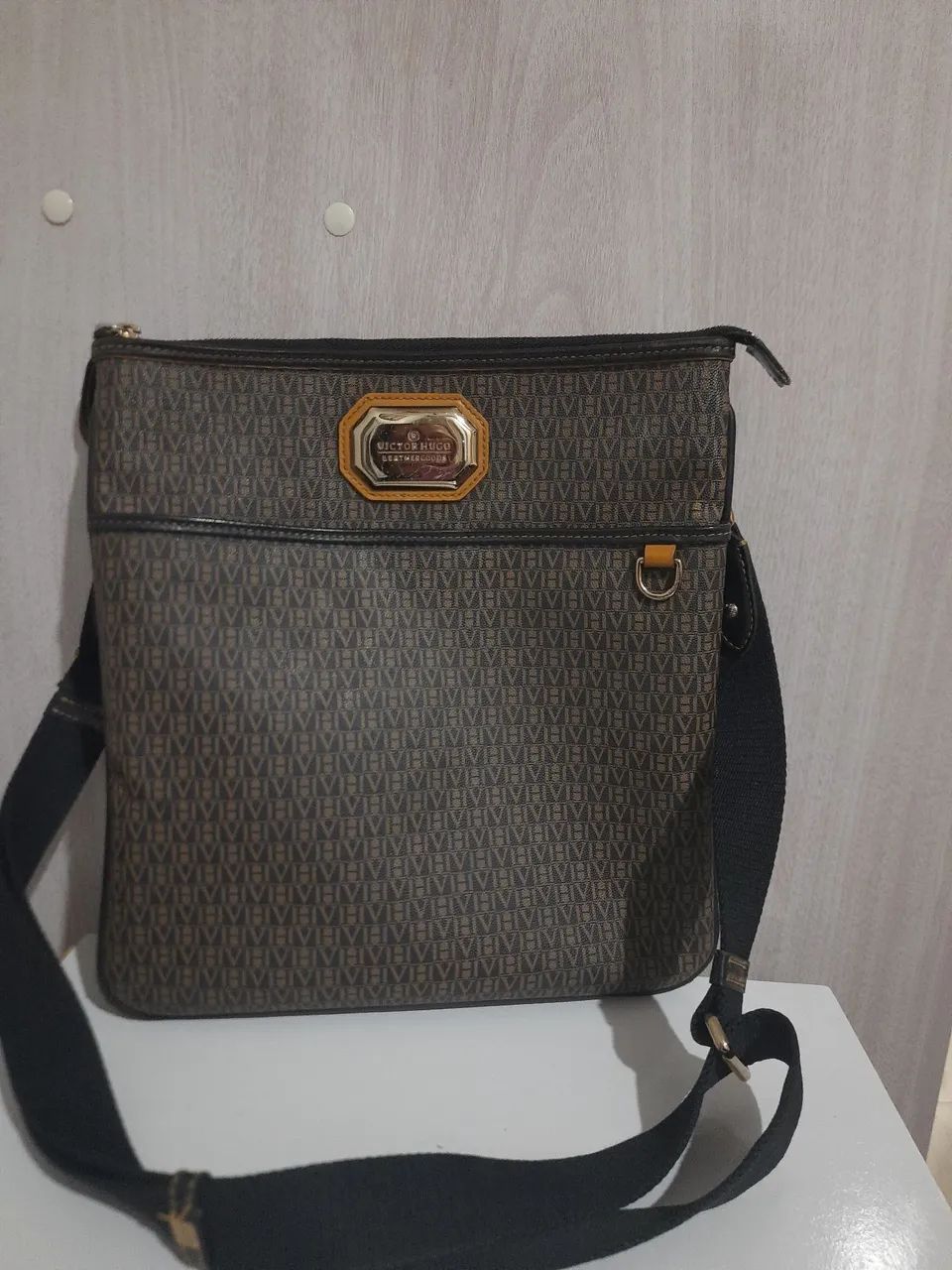 Bolsa victor hugo