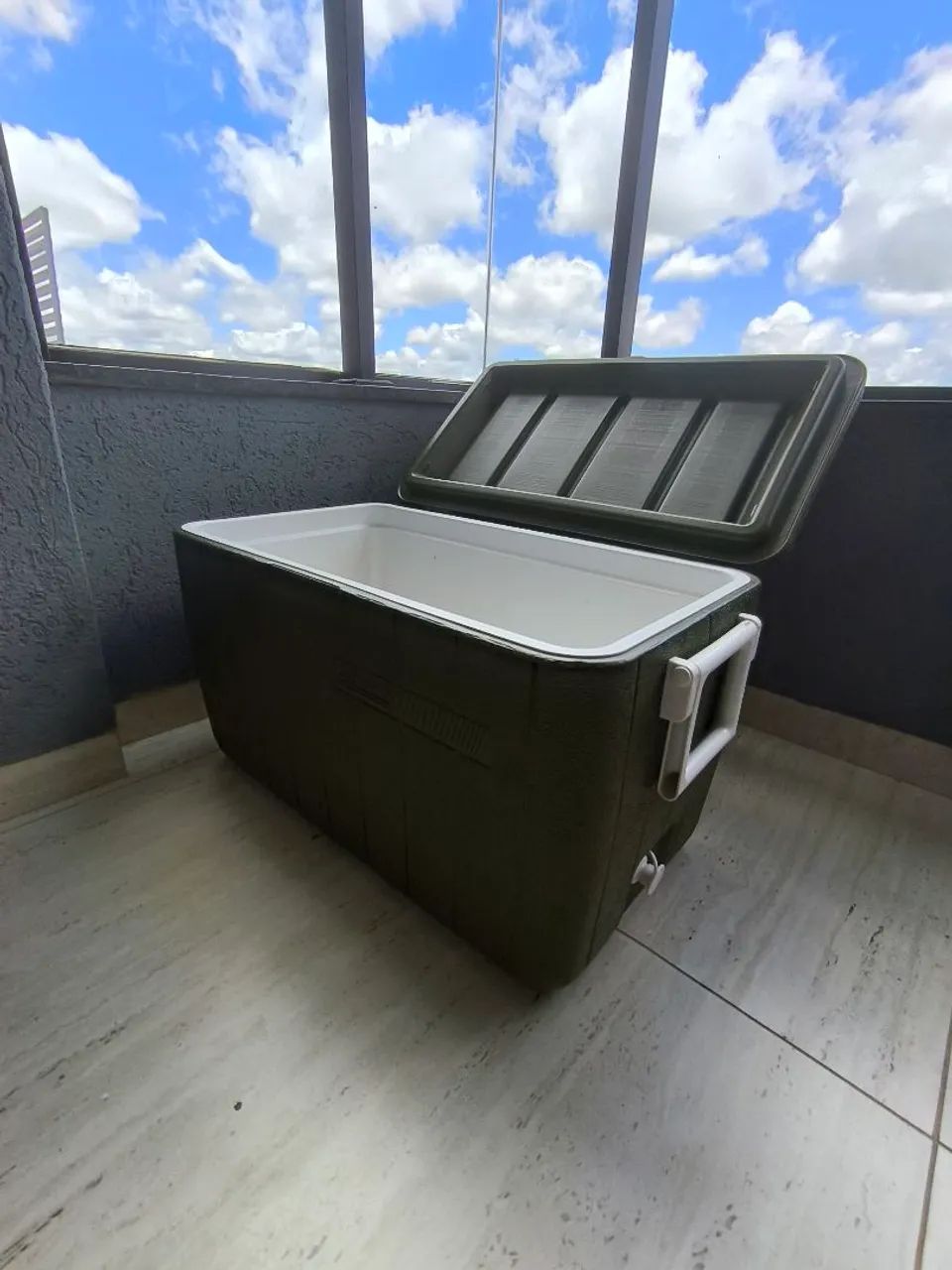 Caixa Térmica Coleman 45,4L